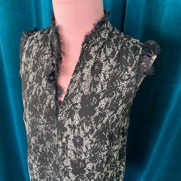 Who What Wear Lace Trim High Neck Top Black/Cream - Picture 3 of 7